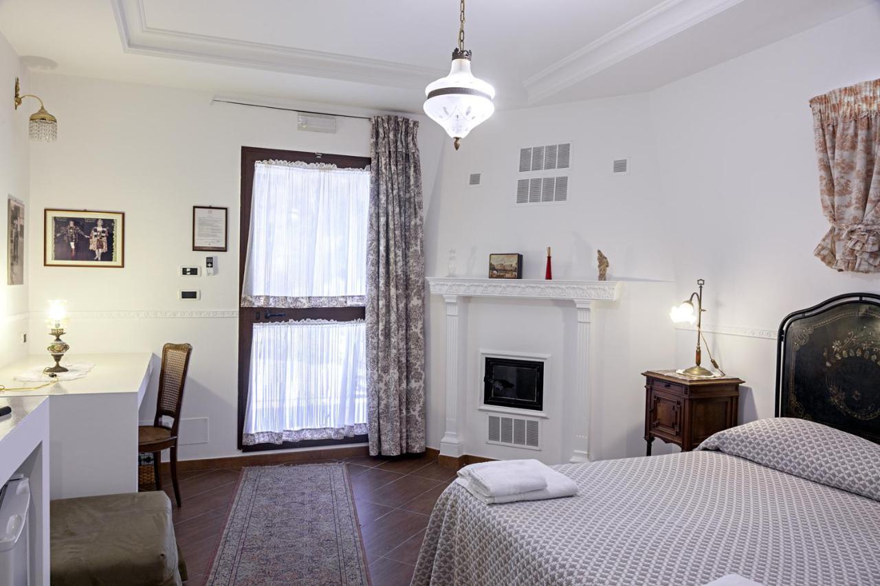 B&B Barletta Acasamia Con Parcheggio Privato 외부 사진